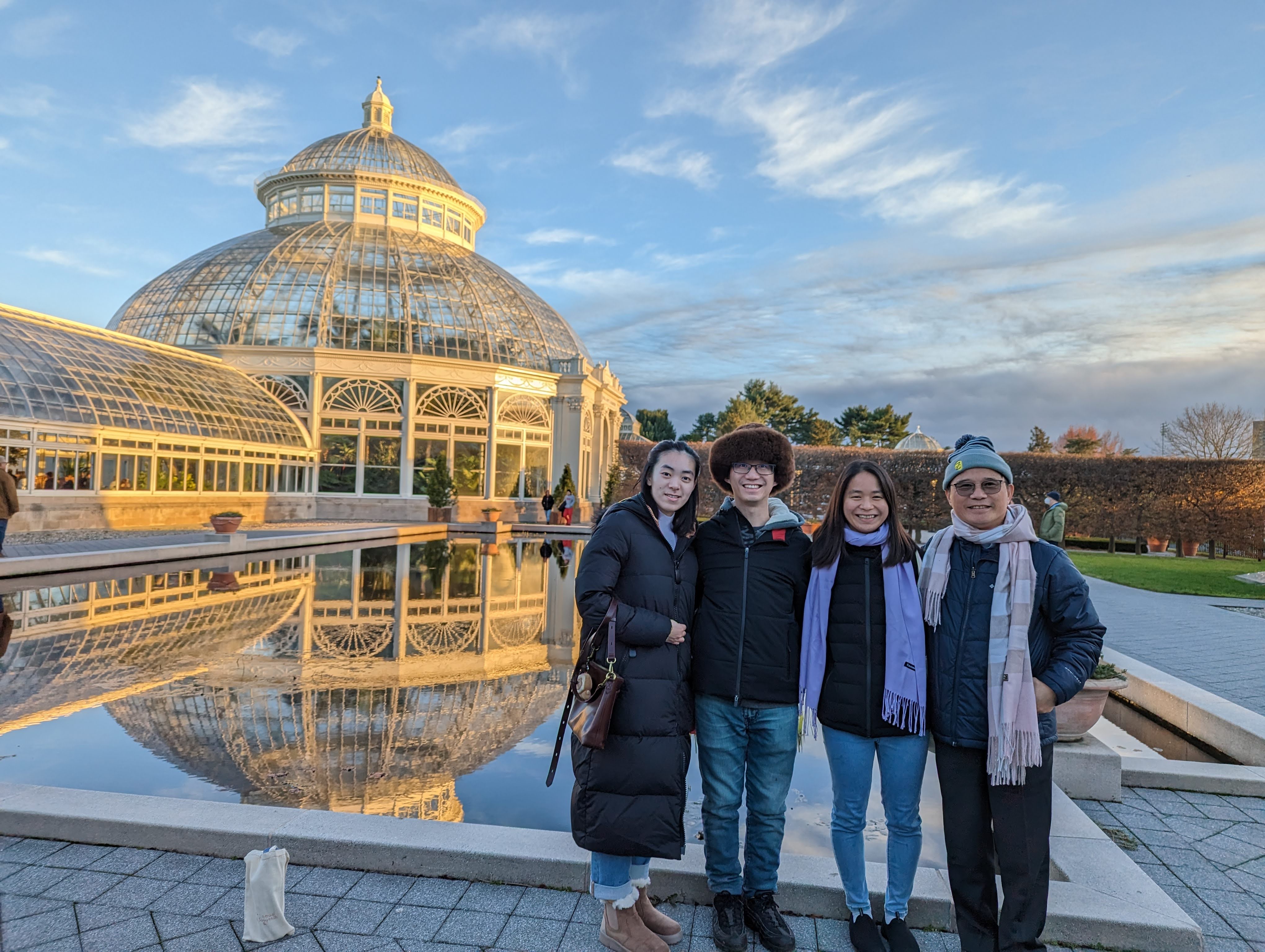 First family gathering in New York — Bronx Botanical Garden